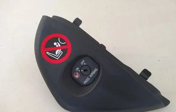 Volvo V70 Dashboard side end trim 30672171