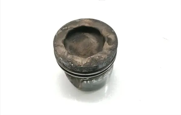 Piston