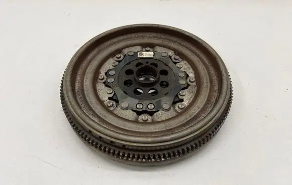 Audi A3 S3 8V Flywheel 06K105266AC