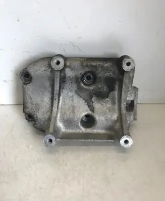 Iveco Daily 6th gen Engine mounting bracket 5801370464