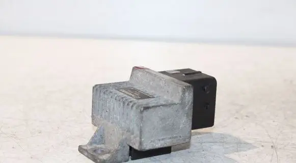Opel Movano A Glow plug pre-heat relay 9640469680