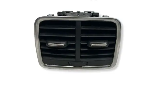 Audi Q3 8U Rear air vent grill 8U0819203A