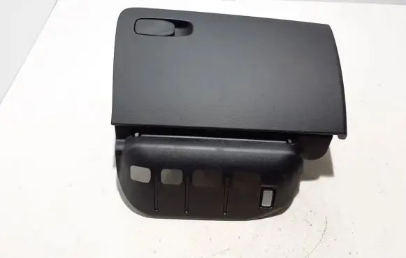 Volvo XC40 Glove box 31442718