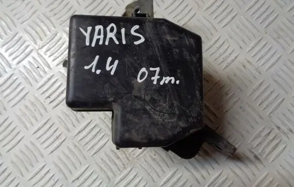 Toyota Yaris Fuse box set