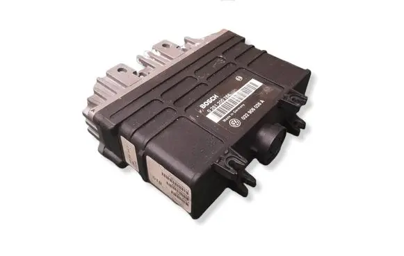 Volkswagen Golf III Engine control unit/module 0261200764 032906026A