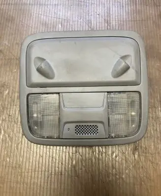 Honda CR-V Front seat light 37130SWWE011M1 0022656067 MNH643L
