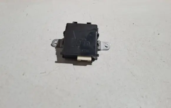 Lexus UX Door central lock control unit/module 8597076030