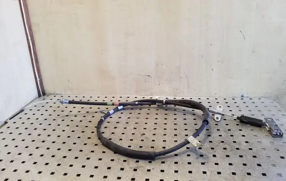 Lexus CT 200H Handbrake/parking brake wiring cable 