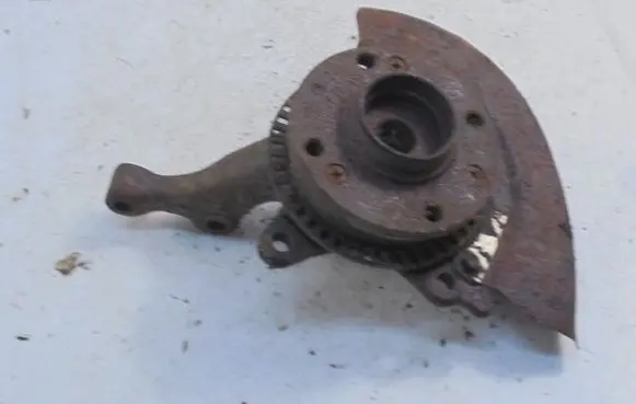 Volkswagen Corrado Front wheel hub spindle knuckle 