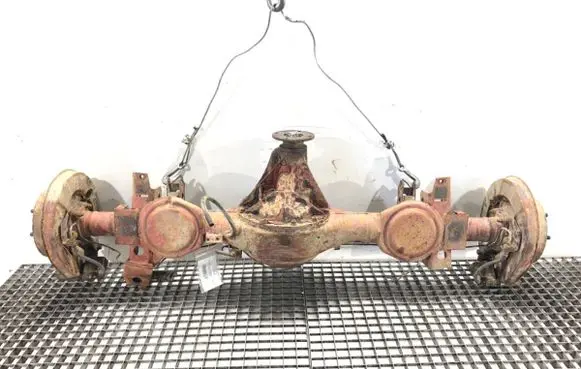Mitsubishi Pajero Rear differential