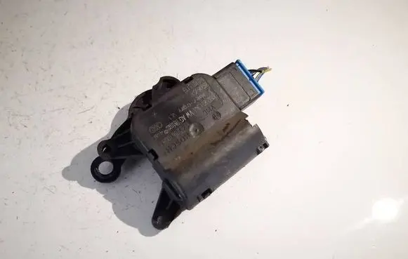 Mitsubishi Lancer X Air flap motor/actuator 1k0907511b 0132801341