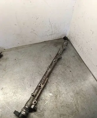BMW X3 E83 Fuel main line pipe 7795514 0281002738