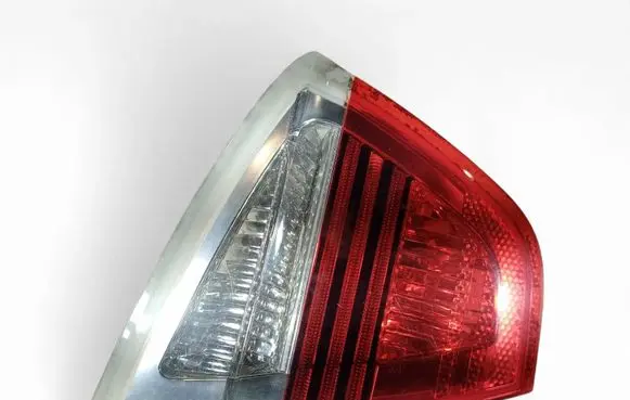 BMW 3 E90 E91 Tailgate rear/tail lights 6937459 63216937459