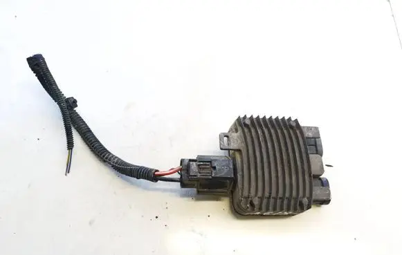 Renault Megane II Coolant fan relay 940011200 181001981313