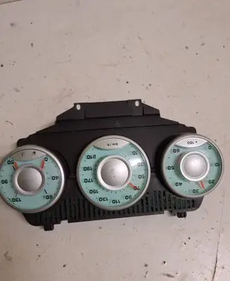 Speedometer (instrument cluster)