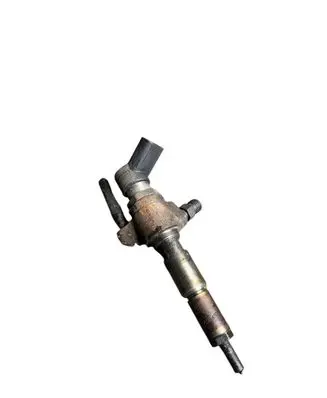 Fuel injector