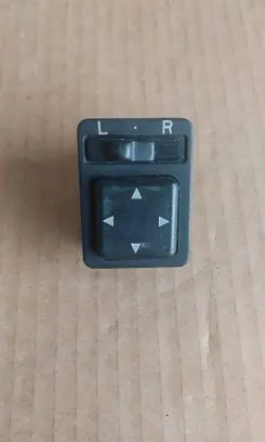 Toyota Avensis T220 Wing mirror switch 8487005020 98903221000