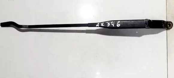 Volvo S40, V40 Front wiper blade arm