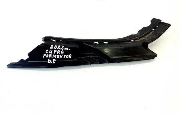 Cupra Leon Front bumper mounting bracket 5FA807056