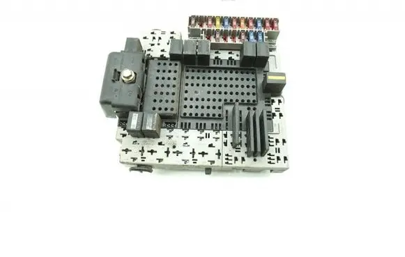 Volvo V70 Fuse box set 08696098