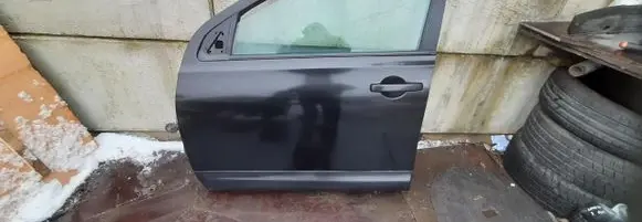 Nissan Qashqai Front door LAKZ11