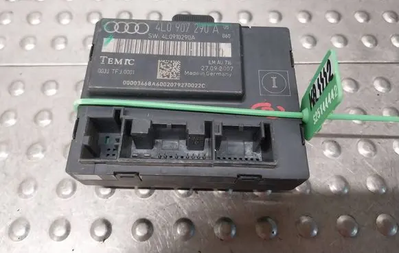 Audi Q7 4L Door control unit/module 4L0907290A