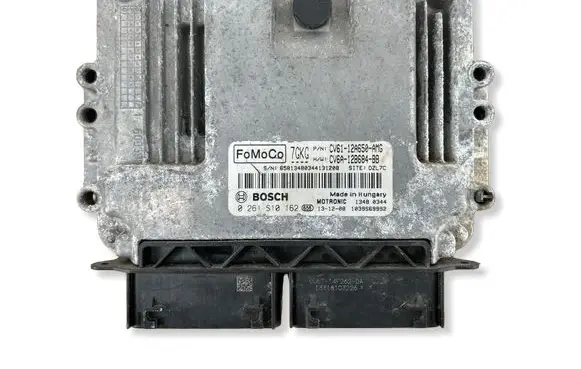 Ford Focus Engine control unit/module CV6112A650AMG CV6A12B684BB 0261S10162