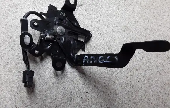 Toyota C-HR I Engine bonnet/hood lock/catch