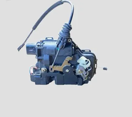 Volkswagen Golf IV Front door lock 1J4837085F