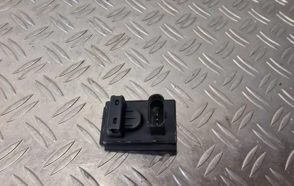 Audi A8 S8 D2 4D Air quality sensor 4B0907659B