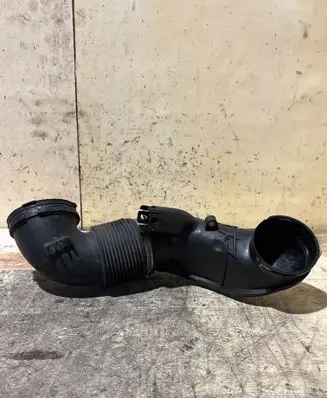 BMW 3 E90 E91 Air intake duct part 7806371 13717806371