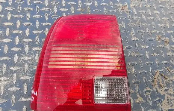 Volkswagen PASSAT B5 Tail light lenses 11A206 000200
