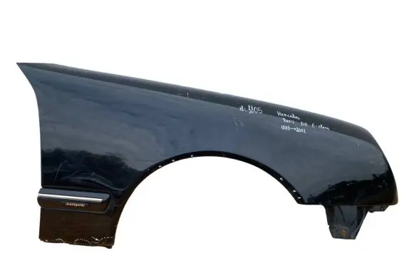 Mercedes-Benz E W210 Fender