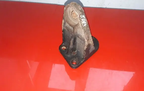Hyundai Santa Fe Engine mounting bracket NOCODE