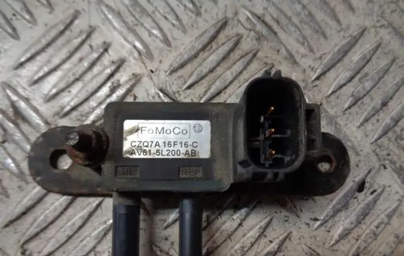 Ford Grand C-MAX Exhaust gas pressure sensor AV615L200AB