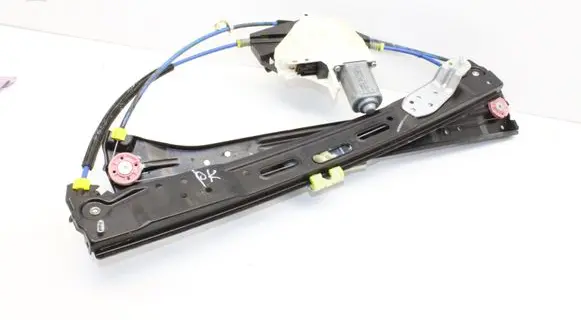 Seat Alhambra (Mk2) Front door electric window regulator 7N0837461J
