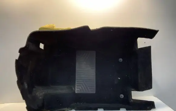 Mercedes-Benz ML W166 Front floor carpet liner A1666800140 43586985 006D0050005