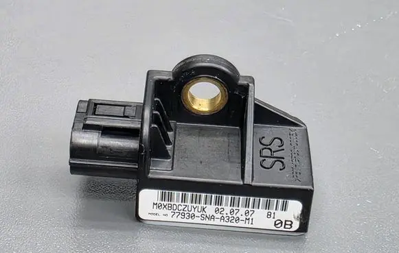 Honda Civic Airbag deployment crash/impact sensor 77930SNAA320M1