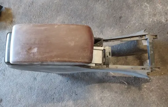 Peugeot 407 Armrest 9646882880