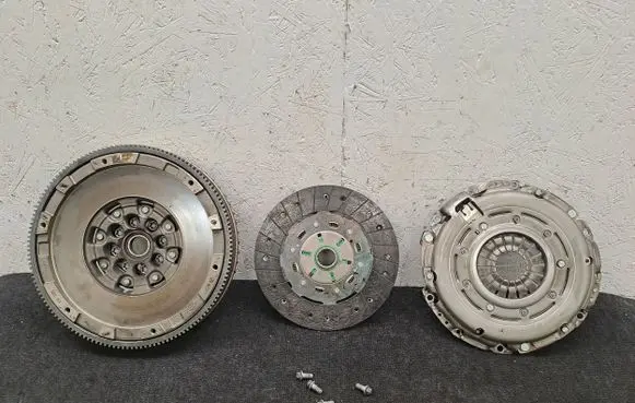 Mercedes-Benz A W176 Clutch set kit A0262500501 A6510303305 1018426