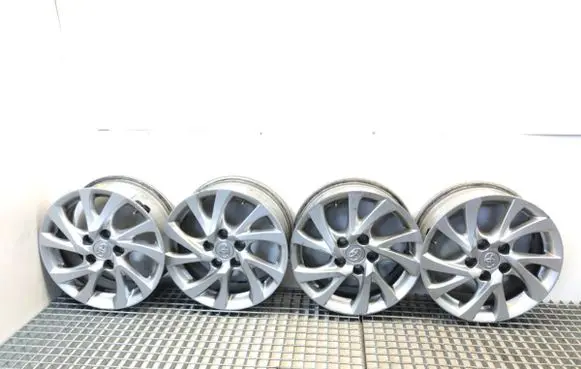Toyota Auris E180 R17 alloy rim 4261102L80