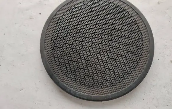 Renault Trafic II (X83) Side speaker trim/cover 7700842163B