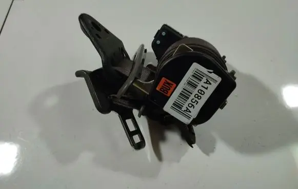 Chrysler PT Cruiser Rear seatbelt 5202009430 5202009-430
