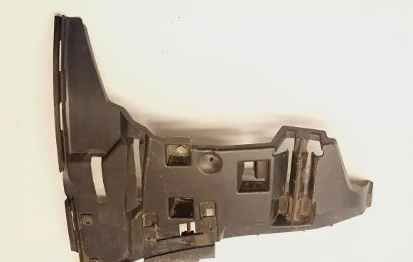 Volvo XC70 Front bumper mounting bracket 09190304 9484338