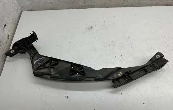Porsche Macan (95B) Headlight/headlamp mounting bracket 95B807889