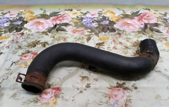 Toyota Corolla E120 E130 Engine coolant pipe/hose