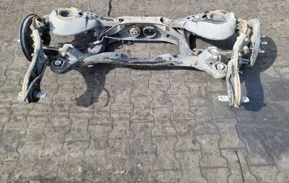 Lexus RX 330 - 350 - 400H Rear axle beam 