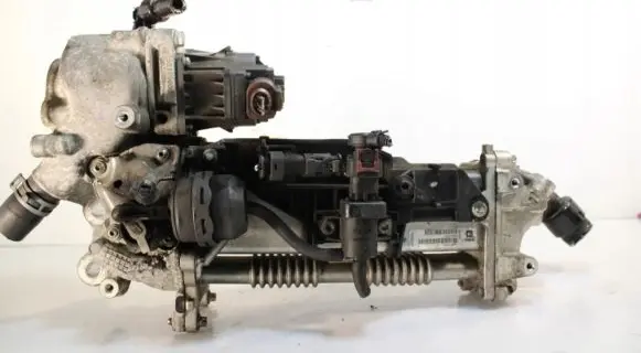Opel Astra J EGR valve V29007572