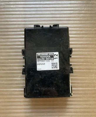 Toyota Yaris Other control units/modules 896900D120 MB1028002090