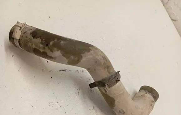 Ford Ranger Engine coolant pipe/hose